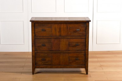 01-fixed.jpg Acacia Copyright